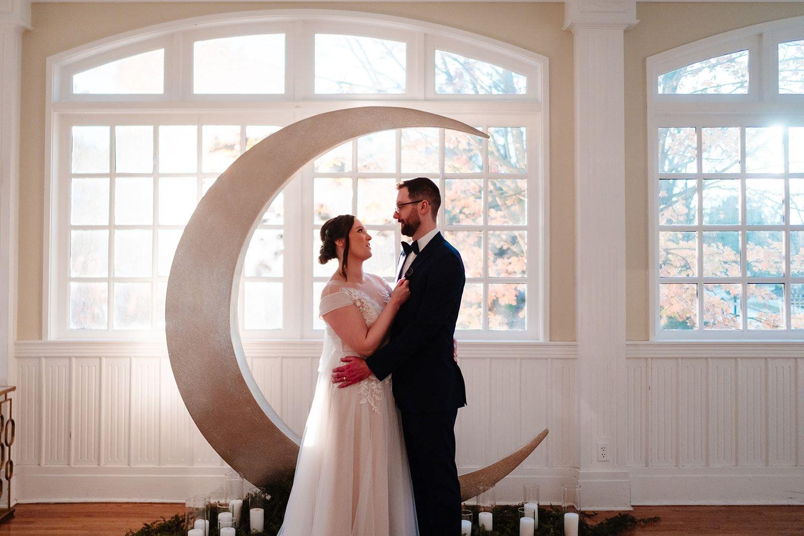 carousel-hero-element image-4